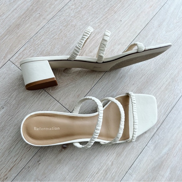 Reformation Assunta Block Heel - Picture 4 of 8